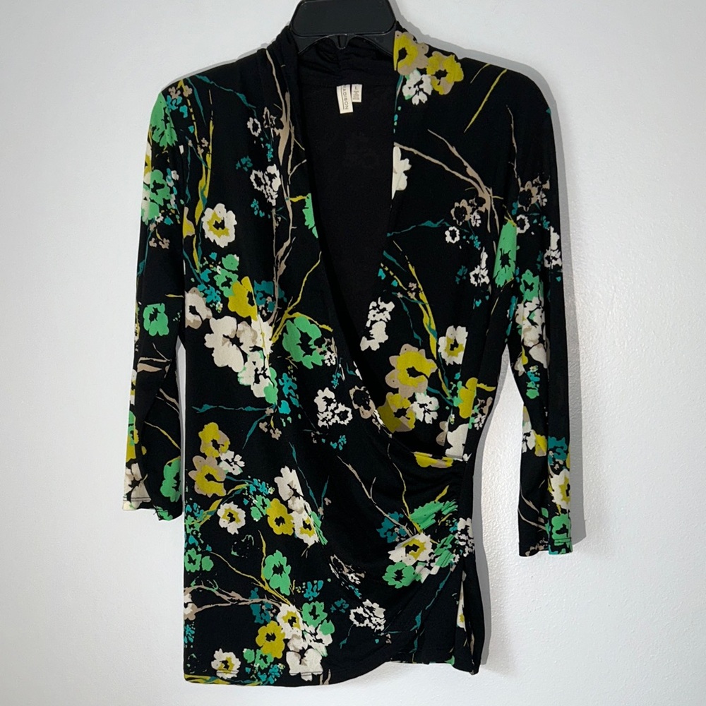 Madison Black Floral Blouse Stretchy Lined Size L Faux Wrap